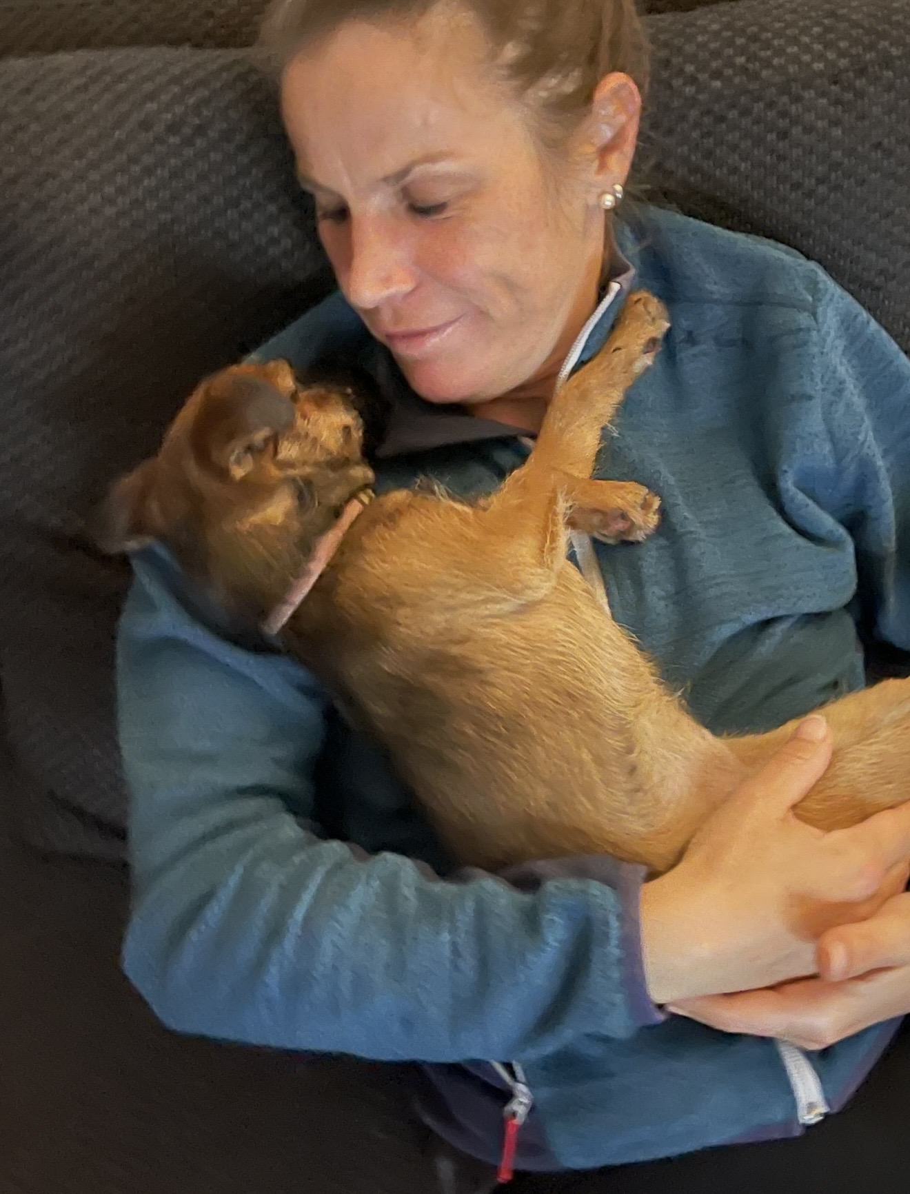 Katharina Baron mit Hund — Gismos Reich